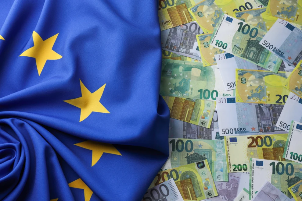 EU-flagga med pengar