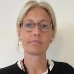 Porträttbild på Elin Brogren